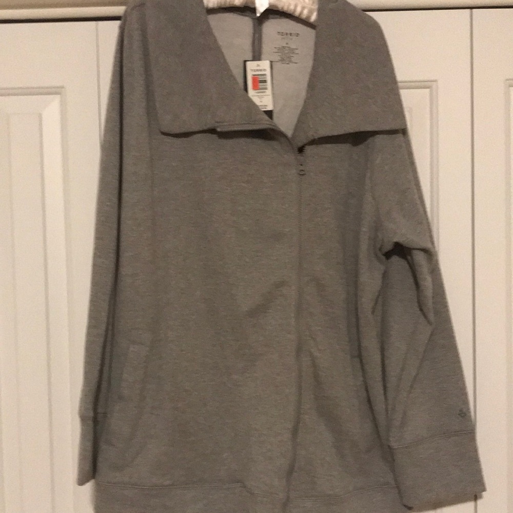 Torrid Jacket Sz 4. Feminine Styling
